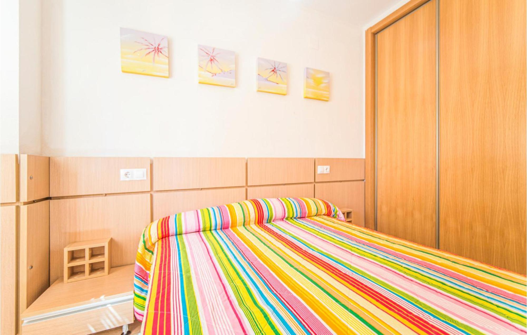2 Bedroom Lovely Apartment In Oropesa Del Mar Exterior foto
